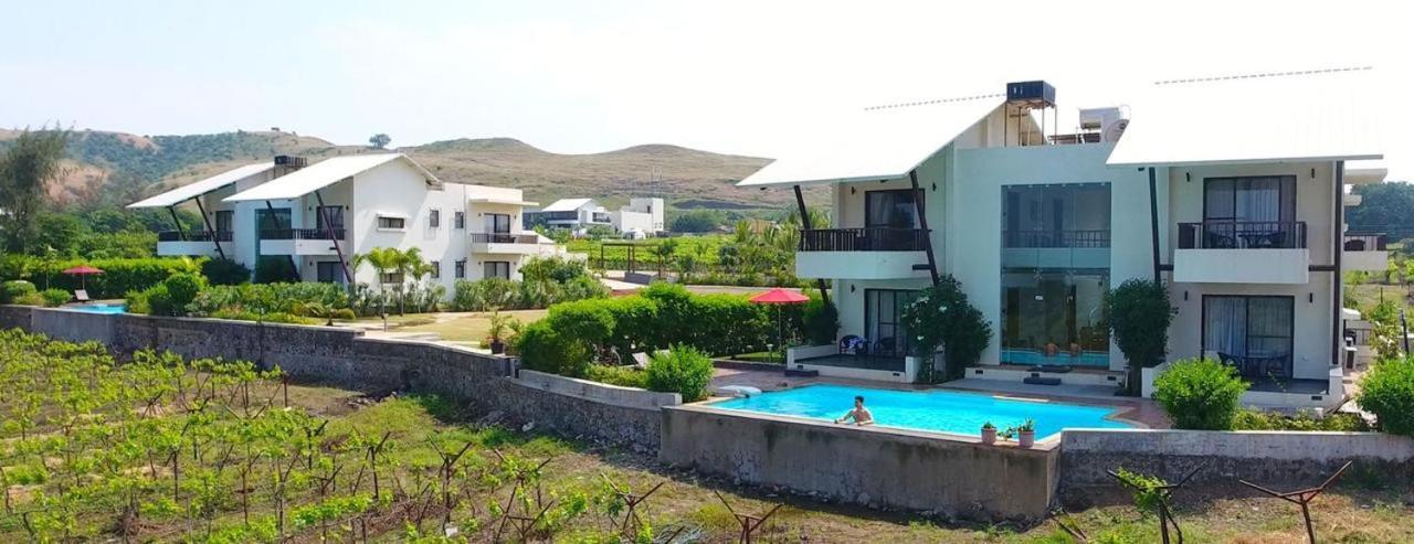 Soma Vineyard Resort -Nashik Exterior foto